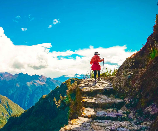 Short walk along the Inca Trail by Ecuatraveling