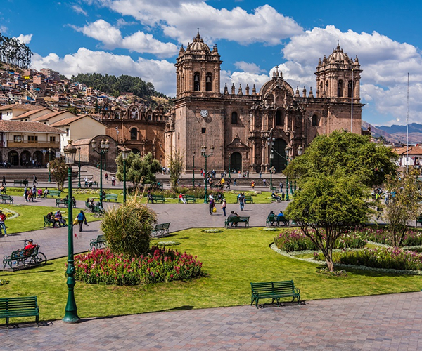 We say “see you later Cusco” transfer out to airport. by Ecuatraveling